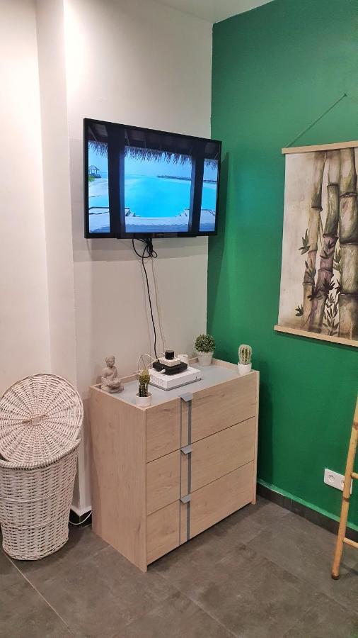 Suite Jacuzzi Privatif Plage Des Catalans Marsilia Exterior foto
